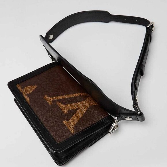 Louis Vuitton Giant Monogram Reverse Canvas Dauphine Bumbag Bag - Picture 3 of 12